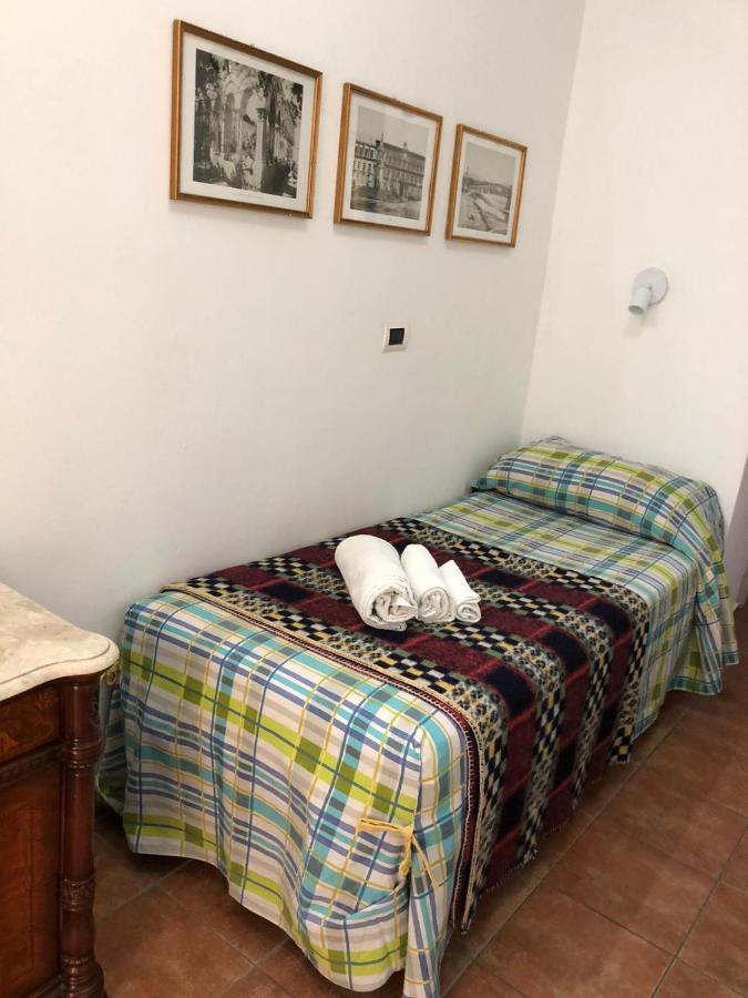Bahalara Alloggio Palermo Exteriör bild